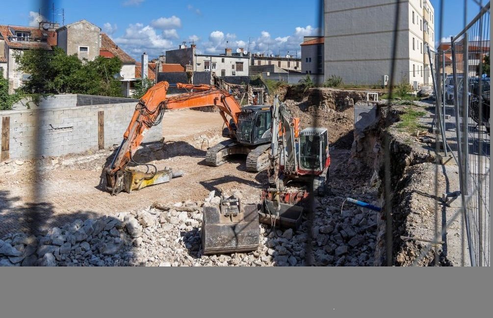 NE DIRAJ FOKTU GRADILIŠTE