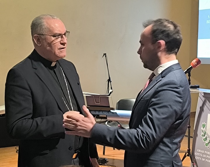 Foto Istra Terra Magica - Skup posvećen povratku zemnih ostataka Jurja Dobrile u Istarskoj sabornici