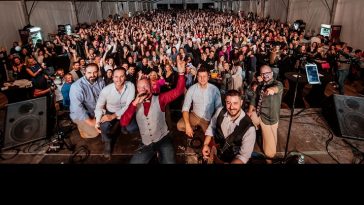 night expewss band koncert