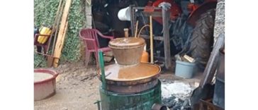 Carinska zapljena duhana cigareta i rakije u Bujama i Splitu 2026