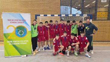 finida škola rukomet sport natjecanje poreč labin