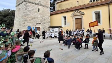 maškare djeca novigrad grad karneval 2026