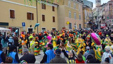 buje karneval djeca