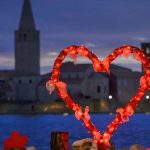 Usluga Poreč uredila prigodno srce na Peškeri za Valentinovo