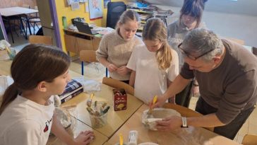 Tar- Kreativna radionica izrade maski - Foto OŠ Tar-Vabriga