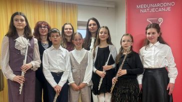 Porečki flautisti osvojili šest nagrada na međunarodnom natjecanju „Mladi Padovec“ umjetnička škola poreč