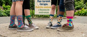 down sindrom dan poreč šarene čarape