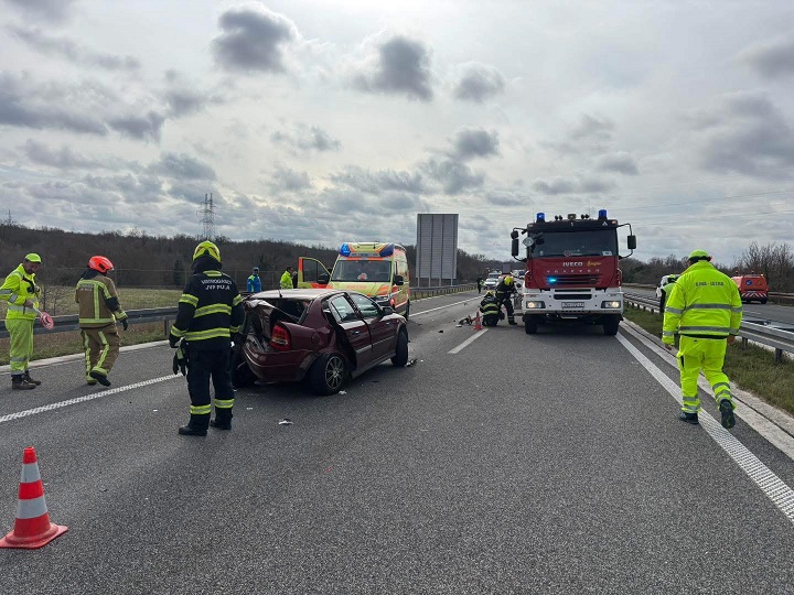 Nesreća na Istarskom ipsilonu - Foto Vatrogasci Pula kanfanar sudar