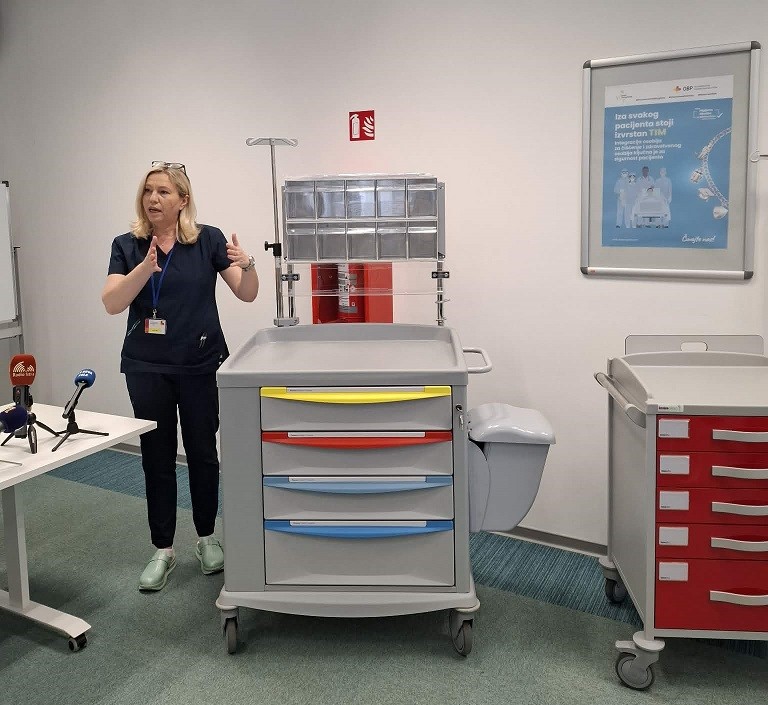 Foto Opća bolnica Pula - donacija tvrtke Marina Ibacom