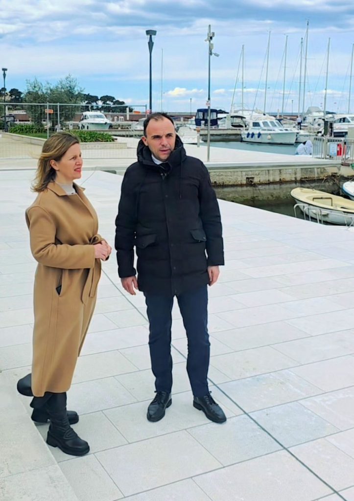 Uređuje se riva u Poreču - Foto Grad Poreč