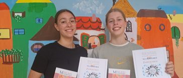 Učenice OŠ Tar-Vabriga Evita Kocijančić i Tessa Sloković ŠKOLA