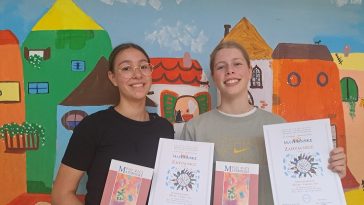 Učenice OŠ Tar-Vabriga Evita Kocijančić i Tessa Sloković ŠKOLA