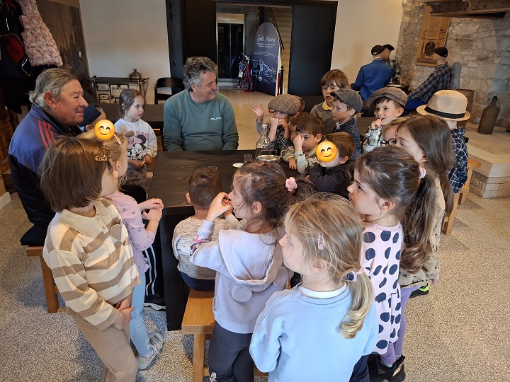 Dječji vrtić Paperino iz Tara u Santa Marini posjetio muzej