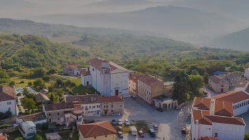 vižinada centar trg crkva