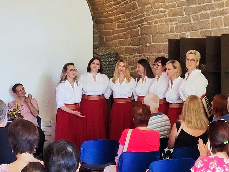Foto Tanja Kocijančić - U Žminju promocija knjige Ondine Kranjčić