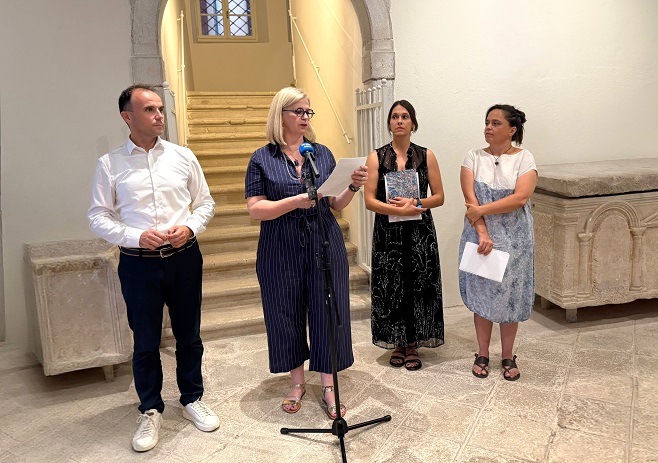 Foto Grad Poreč - Otvorenje obnovljenog muzeja i izložbe Matemorfoze gline u Zavičajnom muzeju Poreštine