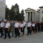 policija
