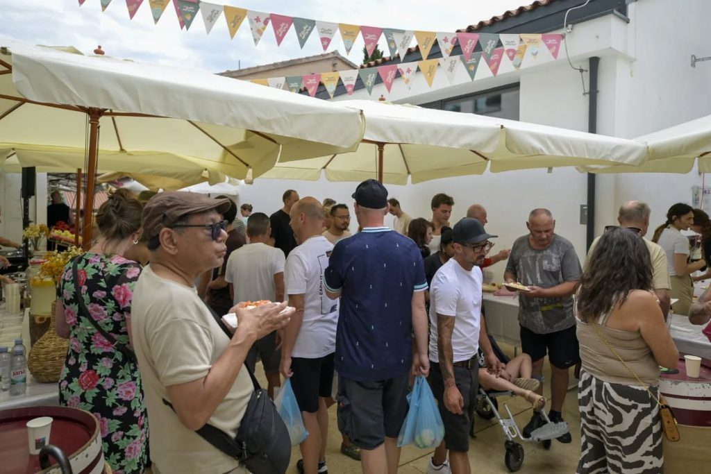 Foto Usluga Poreč - Gušti merkata na tržnici 17. srpnja 2026.