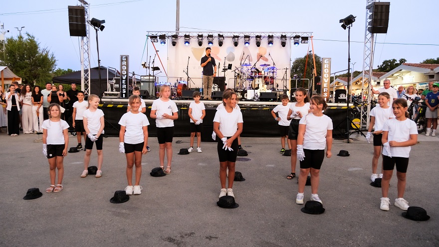 Jacksonovci na Ribarskoj fešti u Vrsaru