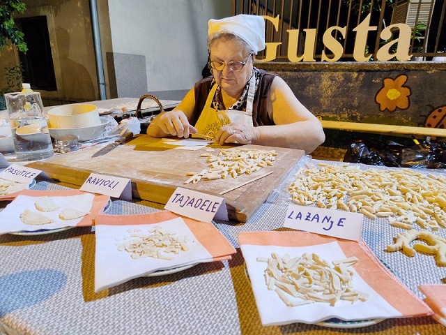 Gracijela Damijanić iz Žminja neumorno je pripremala tradicicionalnu paštu