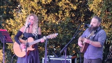 Foto Sanja Bosnić - Kantautori u kaštlima - Koncert u Momjanu