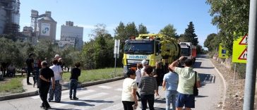 koromačno holcim ,E NE DIRAJ FOTKU