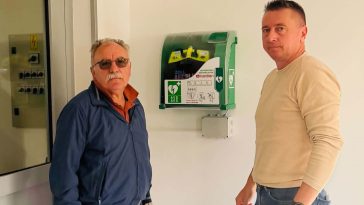 Foto Općina Kaštelir-Labinci - defibrilator u sportskoj dvorani